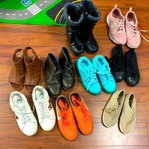 Used like new various branded unisex shows for youth kids